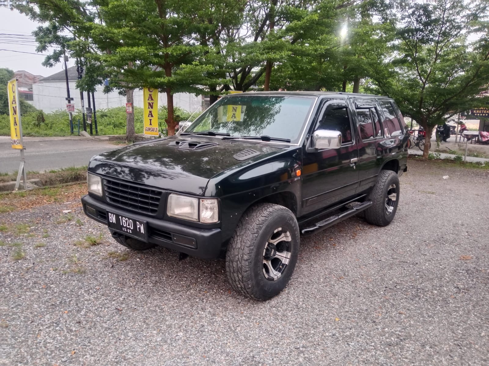 ISUZU PANTHER HI-SPORTY / GRAND ROYAL / HI-GRADE GENERASI 1 FACELIFT